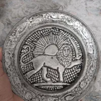 بشقاب مسی شیروخورشید
