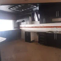 ویلایی دونبش بر خیابان۲۴متری