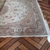 فروش فرش ۹متری سالم بدون پاره گی بدون سوختگی