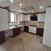 ۹۳متر قلب پونک تراورتن خطی رو به آفتاب|فروش آپارتمان|تهران, پونک|دیوار