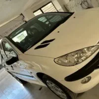 206صندقدارمعاوضه دارم کم کار بی رنگV8