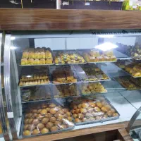 یخچال قنادی