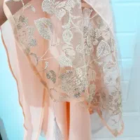 روسری مجلسی هدیه گرفتم خیلی خوشگله از نزدیک