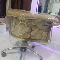 دعوت به همکاری در سالن زیبایی