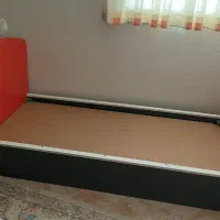 تخت یک نفره