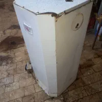 ابگرمکن مخزنی دیواری50لیتری نویدشرق تمیزمرتب