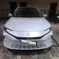 تویوتا کمری هیبرید پریمیوم ادیشن 2025