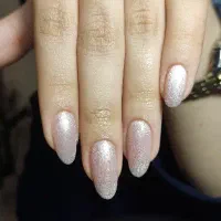 آموزش و خدمات کاشت ناخن با ارائه مدرک