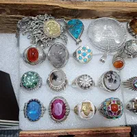 انگشتر نقره کلکسیونی و تعدادی زنجیرپلاک|جواهرات|تهران, نجات اللهی|دیوار