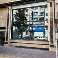 مغازه‌ ۲۴۷متری شامل همکف و بالکن تجاری و. زیر همکف