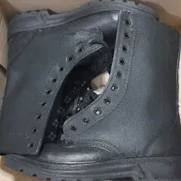 لباس نظامی و پوتین|کیف، کفش، کمربند|حمیدیا, |دیوار