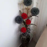 گل همراه با گلدون
