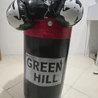 کیسه بوکس green hill و یک جفت دستکش بوکس