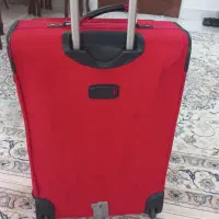 چمدان قرمز|کیف، کفش، کمربند|بروجرد, |دیوار