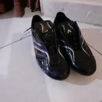 کتونی فوتبال