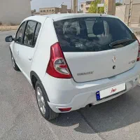 ساندرو اتومات مدل ۹۵فابریک فروش یا معاوضه با ال90|خودرو سواری و وانت|شیراز, شهرک آرین|دیوار