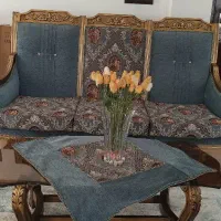 مبلمان آنتیک و میز عسلی