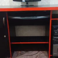 میز کامپیوتر و مطالعه