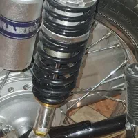 کمک عقب موتور سیکلت