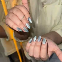 آموزش کاشت ناخن سالنی وژرنالی