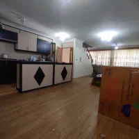 واحد تجاری خیابان سنگفرش