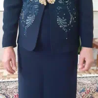 کت دامن مجلسی نو با روسری ساتن و تاپ زیرش