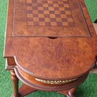 میز تخته و شطرنج