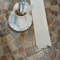 بعلت کمبود جا برای نصب پنکه