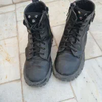 کفش و لباس|لباس|اصفهان, دستگرده|دیوار
