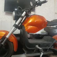 اسکوتر برقی|دوچرخه، اسکیت، اسکوتر|شیراز, قلعه شاهزاده بیگم|دیوار