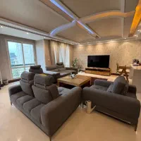 90متر-فول-امکانات-سالن-پرده-خور-تاپ-لوکیشن