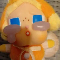 CRY BABY زرد