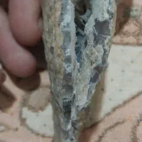 سنگ عقیق سوسنی مشکوک به شجر