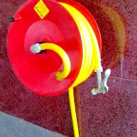 فروش انواع شیلنگ جمع کن دیواری شکیل