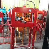 پرس هیدرولیکی یکتا با گارانتی معتبر