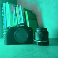 دوربین کنون r10