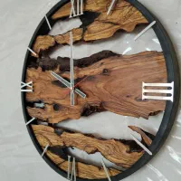 ساعت های زیبا ی زیتونی