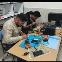آموزش تعمیرات موبایل و الکترونیک پردیس دانشگاه یزد