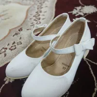 کفش|کیف، کفش، کمربند|آباده, |دیوار