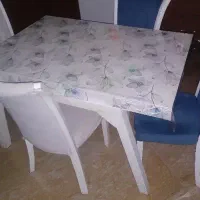 میز غذاخوری چهارنفره