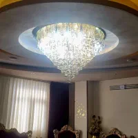 لوستر کریستالی بزرگ و  مجلل همراه با دو دیوارکوب|لوستر و چراغ آویز|تهران, شهرک ولیعصر جنوبی|دیوار