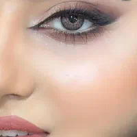 خدمات میکاپ و شنیون