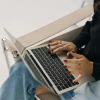 استخدام ادمین تلگرام