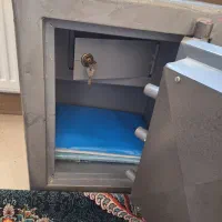 گاو صندوق|ابزارآلات|رباط‌کریم, مسکن مهر آبشناسان|دیوار