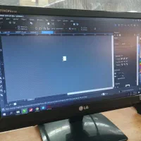 استخدام کار آموز در تابلو سازی