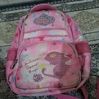 کوله مدرسه
