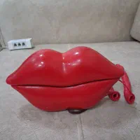 تلفن رومیزی طرح لب