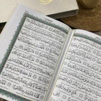 قرآن کریم همراه با جلد|کتاب و مجله مذهبی|اصفهان, شهرک قدس|دیوار