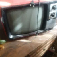 دو عدد تلویزیون قدیمی|کلکسیون و سرگرمی|محلات, |دیوار