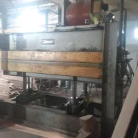 دستگاه پرس گرم چوب آلمان